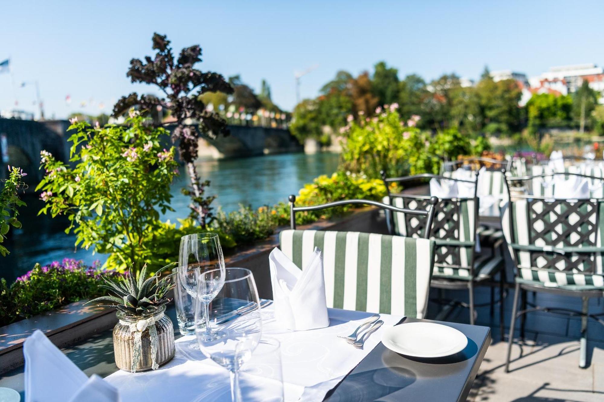Hotel Schiff Am Rhein Rheinfelden Buitenkant foto