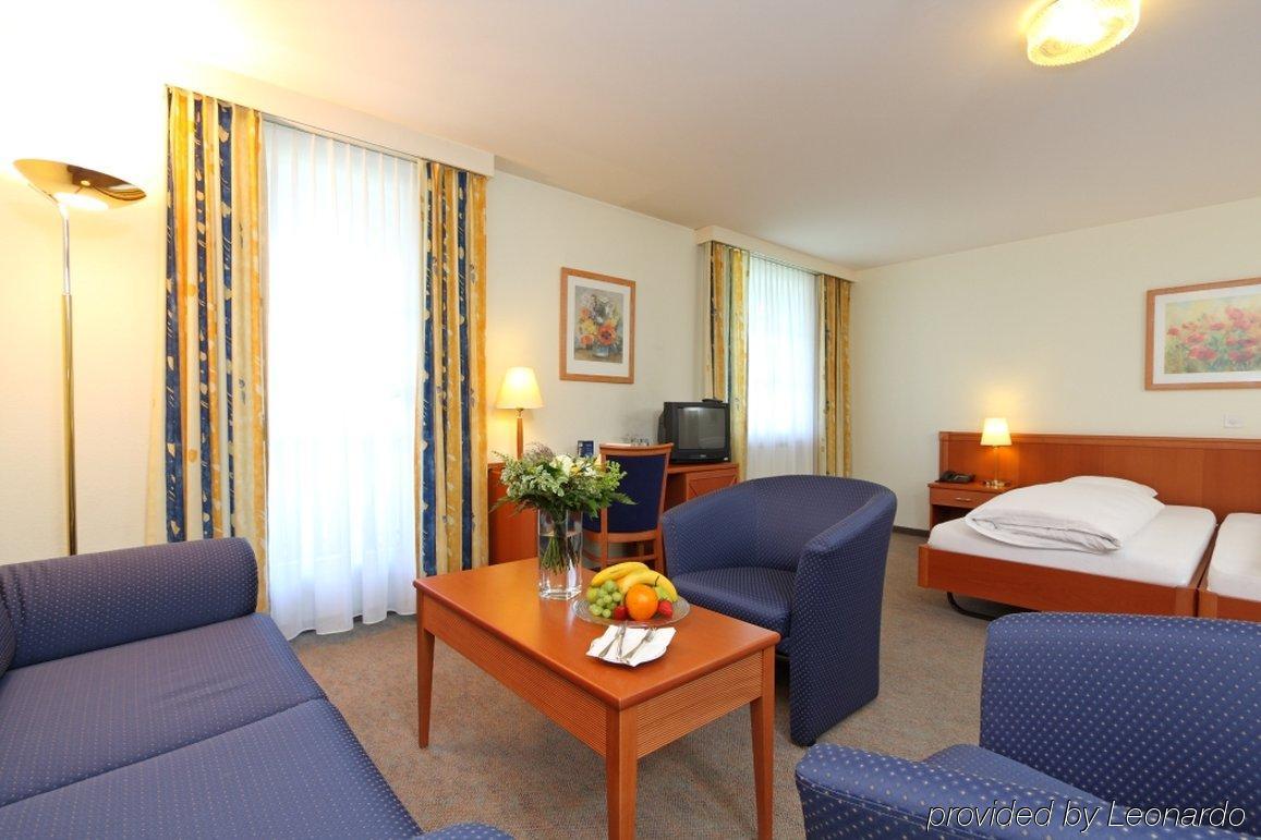 Hotel Schiff Am Rhein Rheinfelden Kamer foto